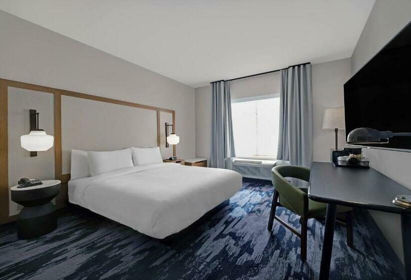 스탠다드 룸 킹사이즈 침대, Fairfield Inn & Suites By Marriott Milwaukee Brookfield