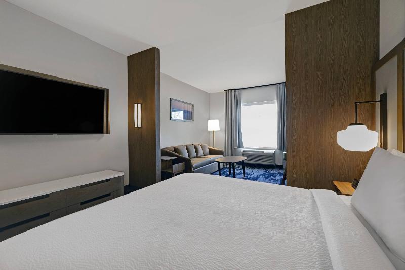 스탠다드 스튜디오 킹침대, Fairfield Inn & Suites By Marriott Milwaukee Brookfield