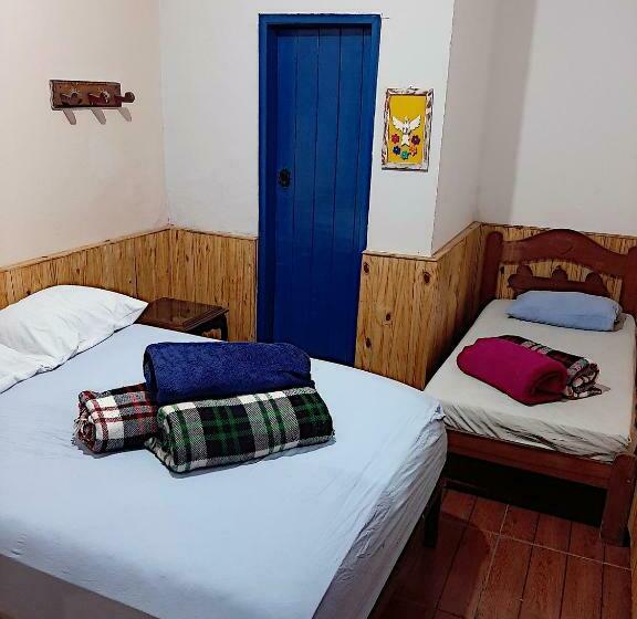 اتاق خانوادگی, Hospedaria E Hostel Da Déia