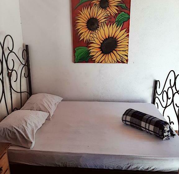 سوییت, Hospedaria E Hostel Da Déia