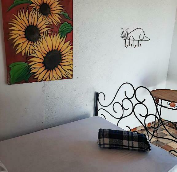 سوییت, Hospedaria E Hostel Da Déia