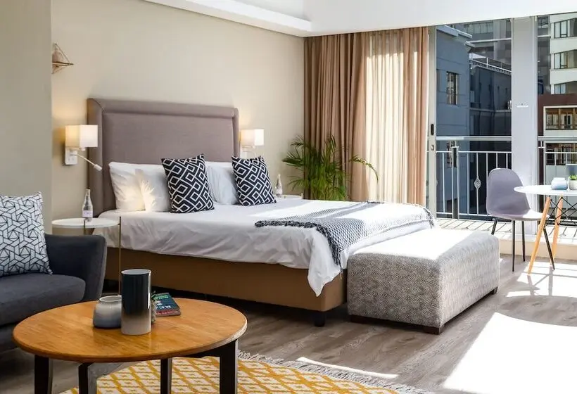 スーペリアスタジオ, Wink Aparthotel Foreshore