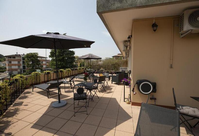 חדר דלוקס, Bru Rooms