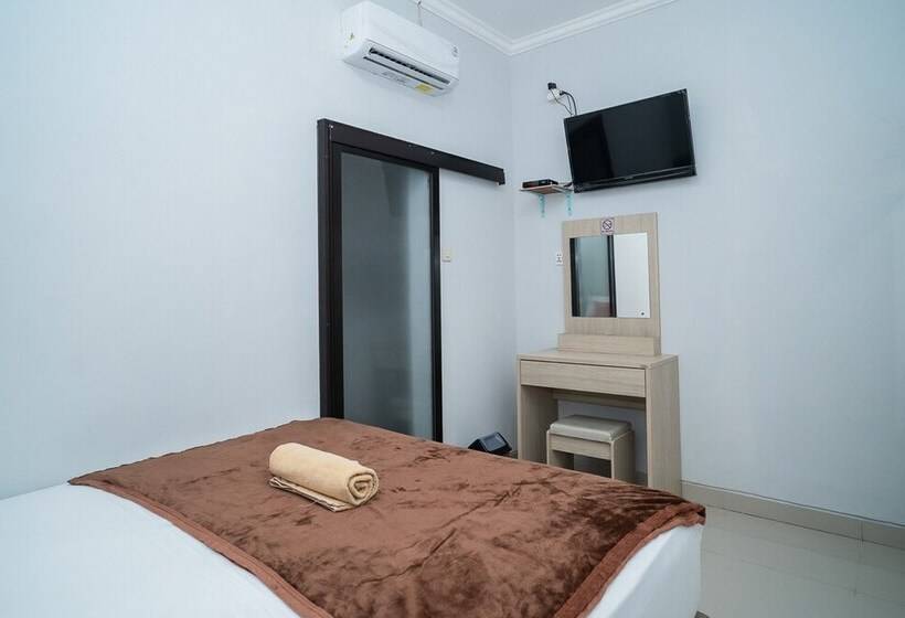 스탠다드 룸 공동 욕실, Koolkost Near Pasar Baru