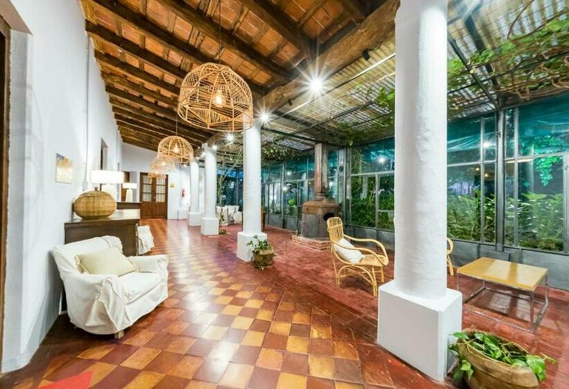 غرفة قياسية ثلاثية, Posada El Pucara