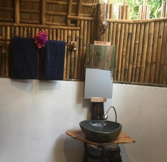 수피리어 방갈로, Lagoona Beach Bungalows   Eco Bungalows Batukaras