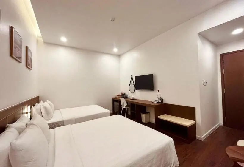 اتاق استاندارد چهار تخته, Marina Hotel Phú Yên