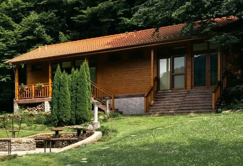 エコノミールーム, Chalet Balkan