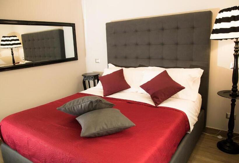 キングサイズベッドのデラックスルーム, Relais Villa Italia