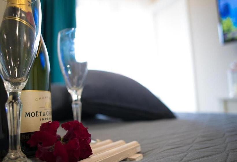 キングサイズベッドのスタンダードルーム, Relais Villa Italia