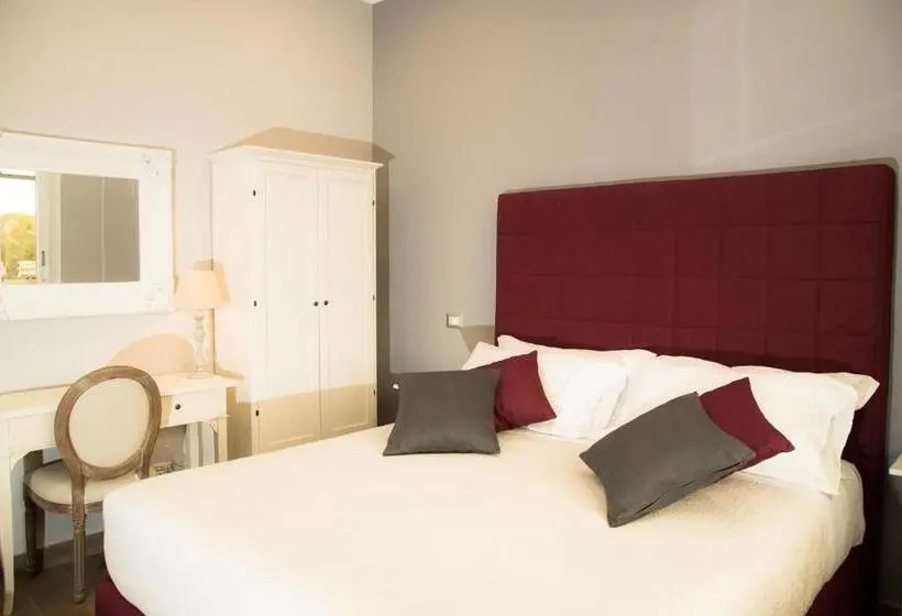 Superior Kolmen Hengen Huone, Relais Villa Italia