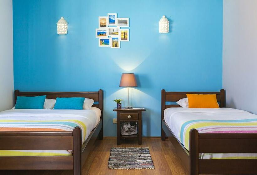 ファミリールーム, Atlantic Lodge