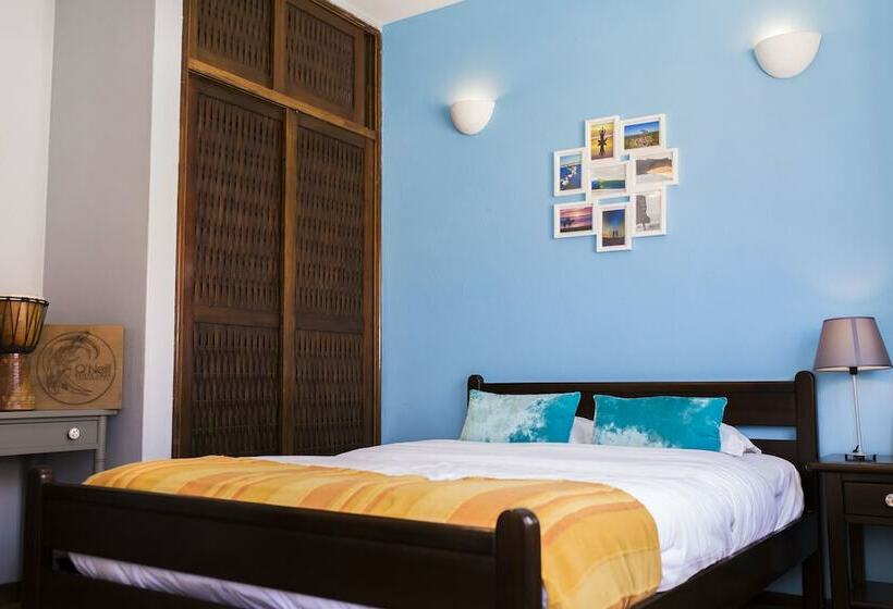 이코노미 룸, Atlantic Lodge