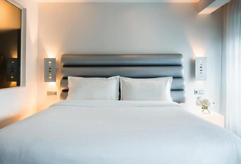 スーペリアールーム, 1k Paris