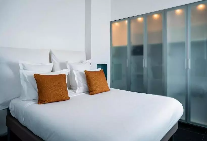Chambre Deluxe, 1k Paris