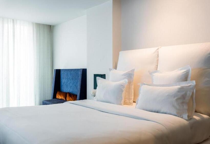 ジュニアスイート, 1k Paris