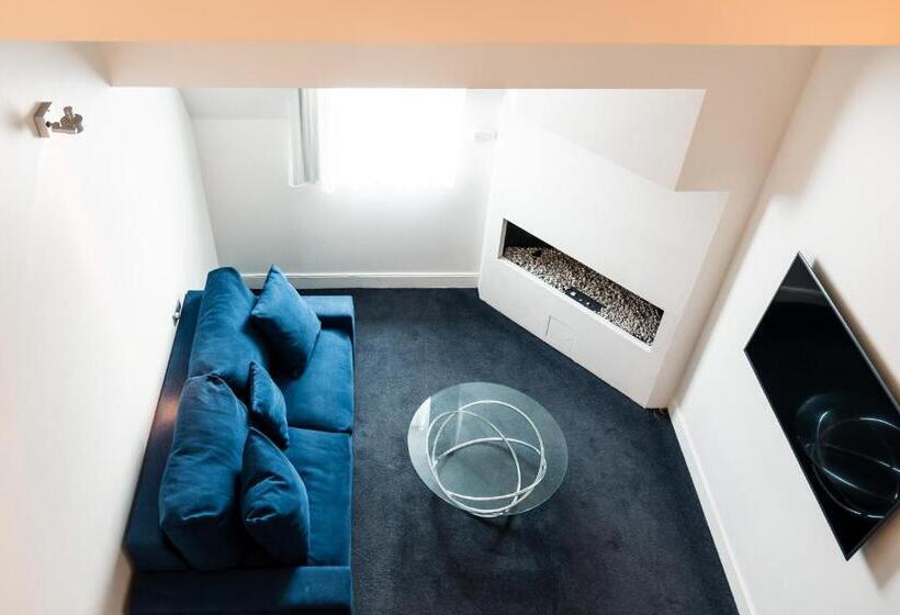 スイート（家族用）, 1k Paris