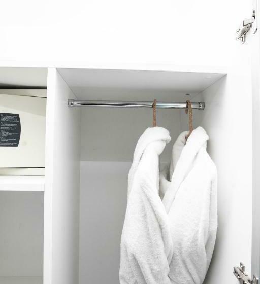 ジュニアスイート, 1k Paris