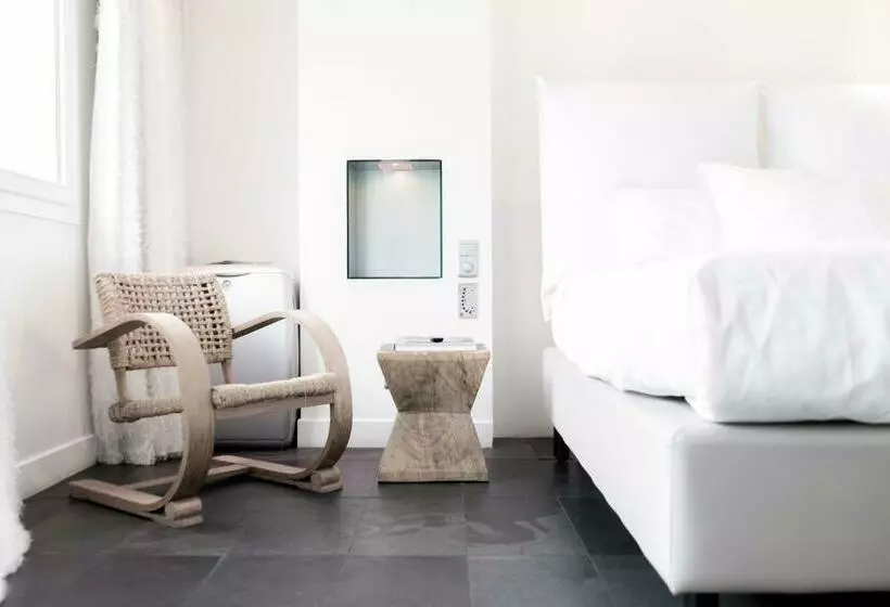 Junior Suite, 1k Paris