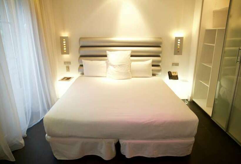 スーペリアールーム, 1k Paris