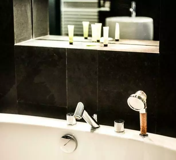 Junior Suite, 1k Paris