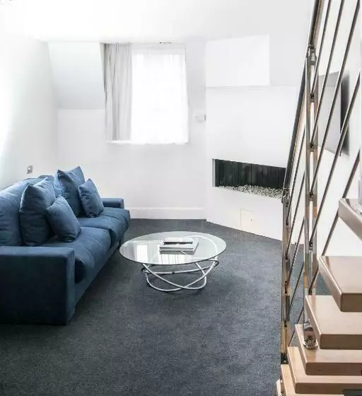 Suite Familiale, 1k Paris