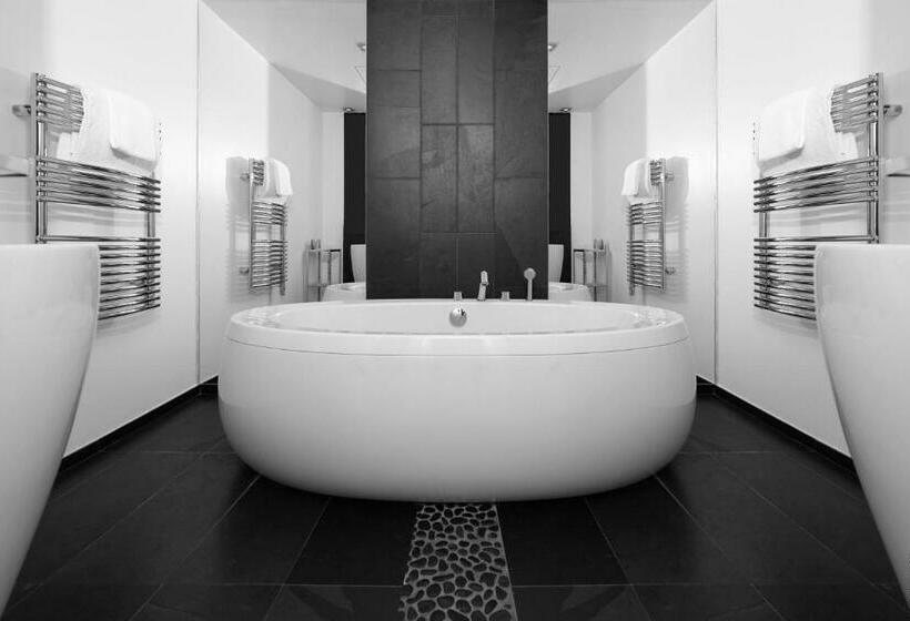 ジュニアスイート, 1k Paris