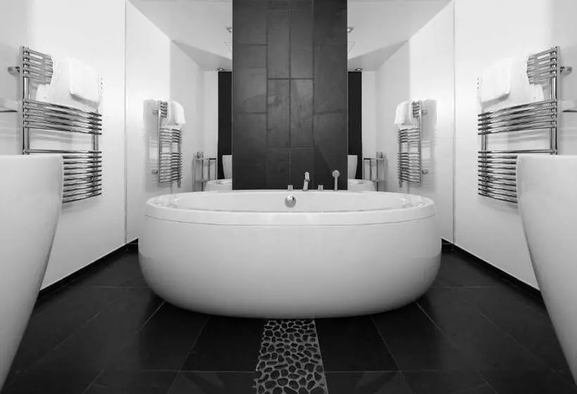 Junior Suite, 1k Paris