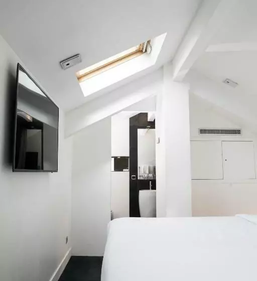 Suite Familiale, 1k Paris