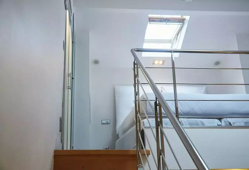 Suite Familiale, 1k Paris