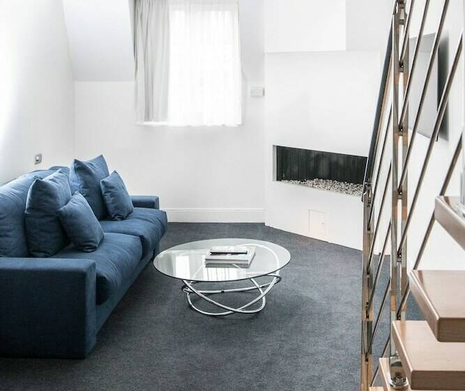 スイート（家族用）, 1k Paris