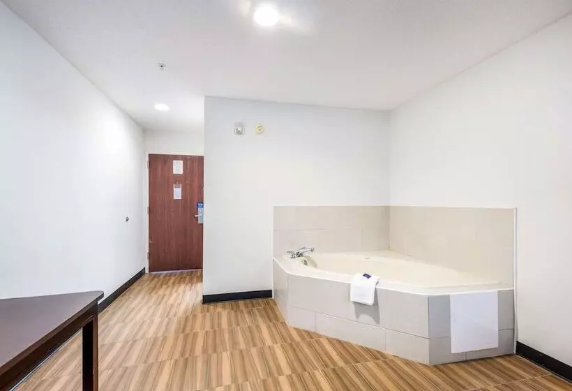 اتاق استاندارد با تخت دوبل, Americas Best Value Inn & Suites Brunswick