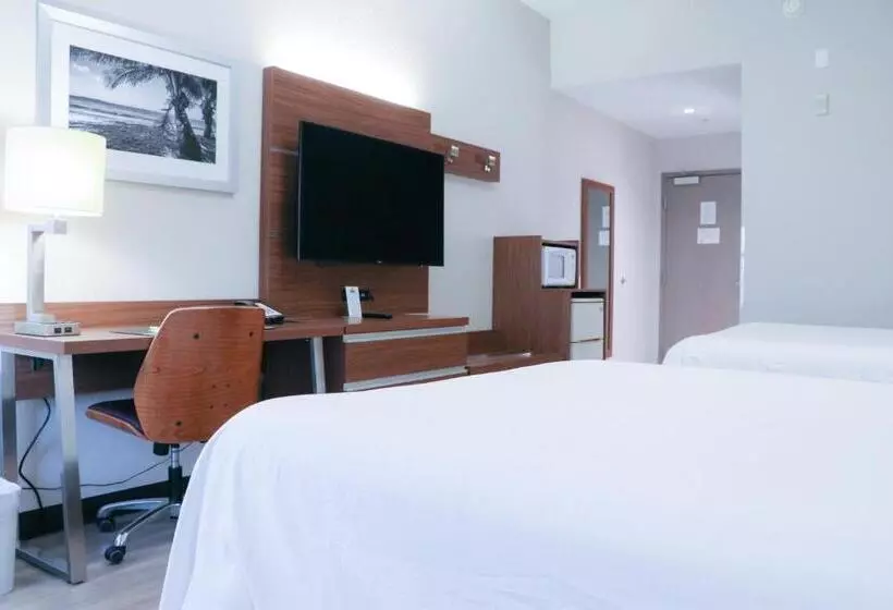 اتاق استاندارد, Days Inn & Suites By Wyndham Fort Myers Near Jetblue Park