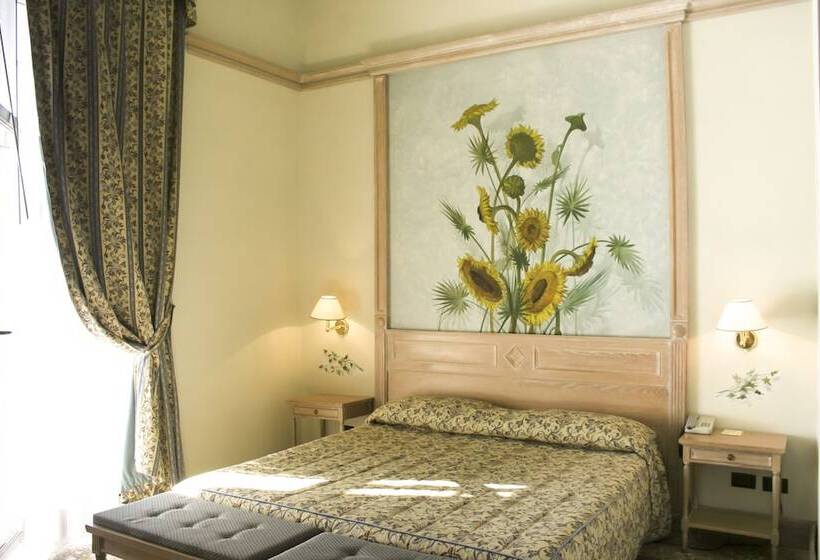 חדר סטנדרט, De La Ville