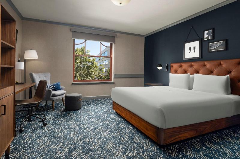 Standard Szoba King Size Bed, Four Points By Sheraton San Jose Downtown