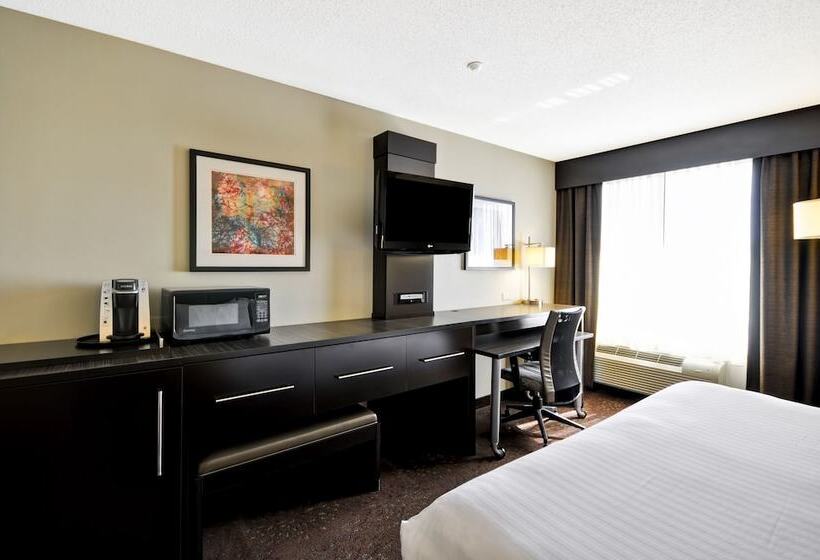 Номер Стандарт, Holiday Inn Express Romulus / Detroit Airport, An Ihg