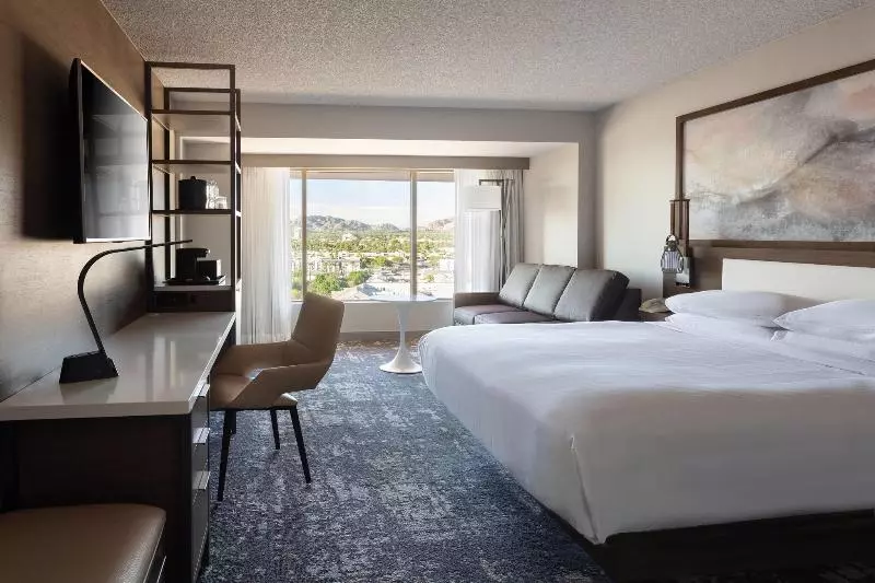 اتاق استاندارد با تخت بزرگ, Marriott Phoenix Airport
