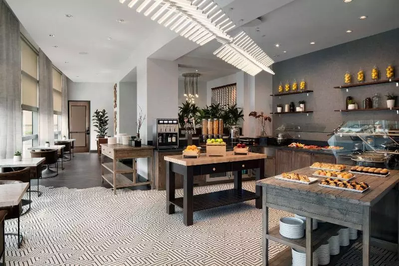 اتاق کلاب, San Jose Marriott