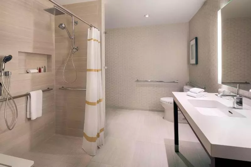اتاق استاندارد با تخت بزرگ, San Jose Marriott