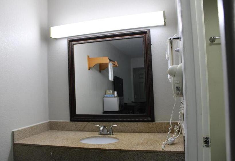 غرفة قياسية سرير كينج, Savannah Inn Savannah I95 North