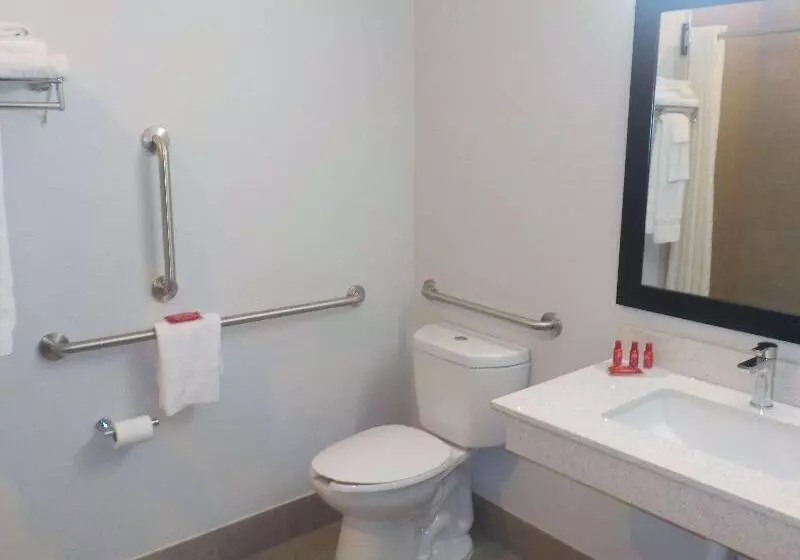 スタンダードルーム, Quality Inn Shallotte Near Ocean Isle Beach