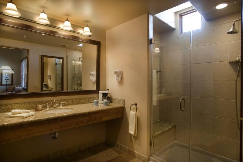 标准间, The Hacienda & Spa