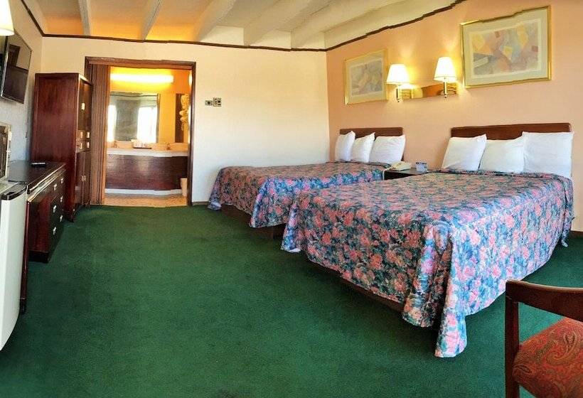 ２ダブルベッドのスタンダードルーム, Tollway Inn Beloit
