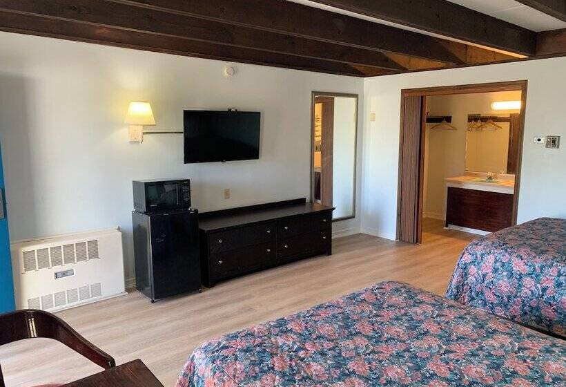 ２ダブルベッドのスタンダードルーム, Tollway Inn Beloit