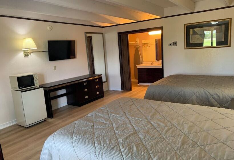 ２ダブルベッドのスタンダードルーム, Tollway Inn Beloit