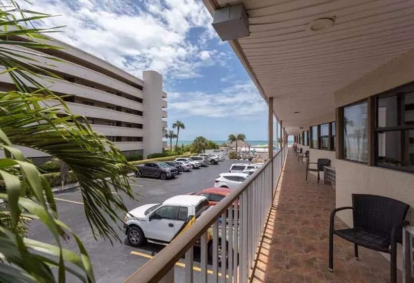 スーペリアースイート, Plaza Beach Hotel   Beachfront Resort