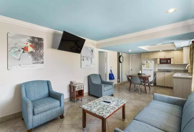 デラックススイート, Plaza Beach Hotel   Beachfront Resort