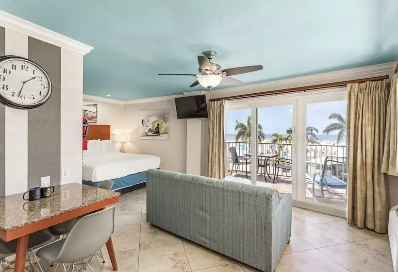 景色の見えるスイートルーム, Plaza Beach Hotel   Beachfront Resort