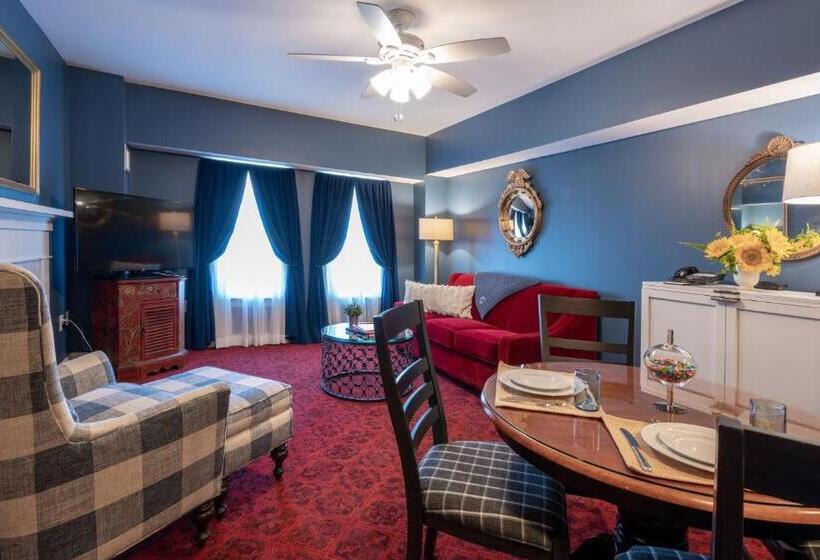 스위트, The Kendall Hotel At The Engine 7 Firehouse