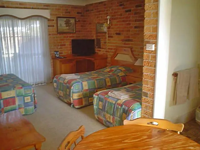ファミリールーム, Coachmans Rest Motor Lodge